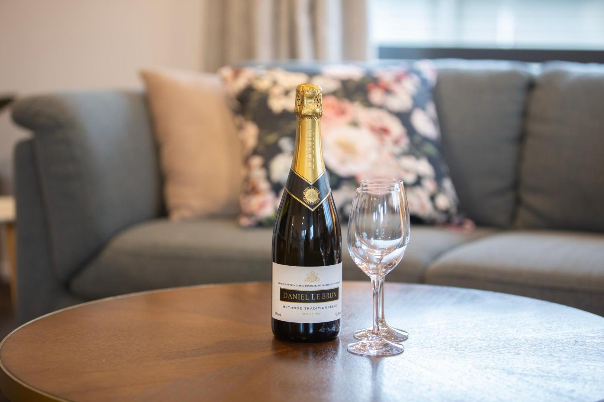 Stylish City Apartment On Bealey Christchurch Extérieur photo